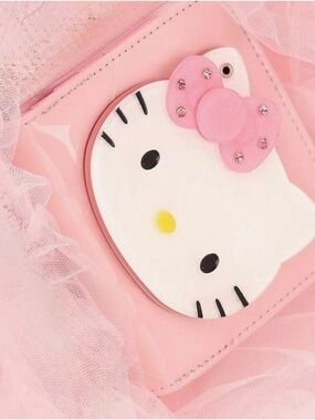 NWT Hello Kitty Blush Pink Wallet with Glitter Mirror